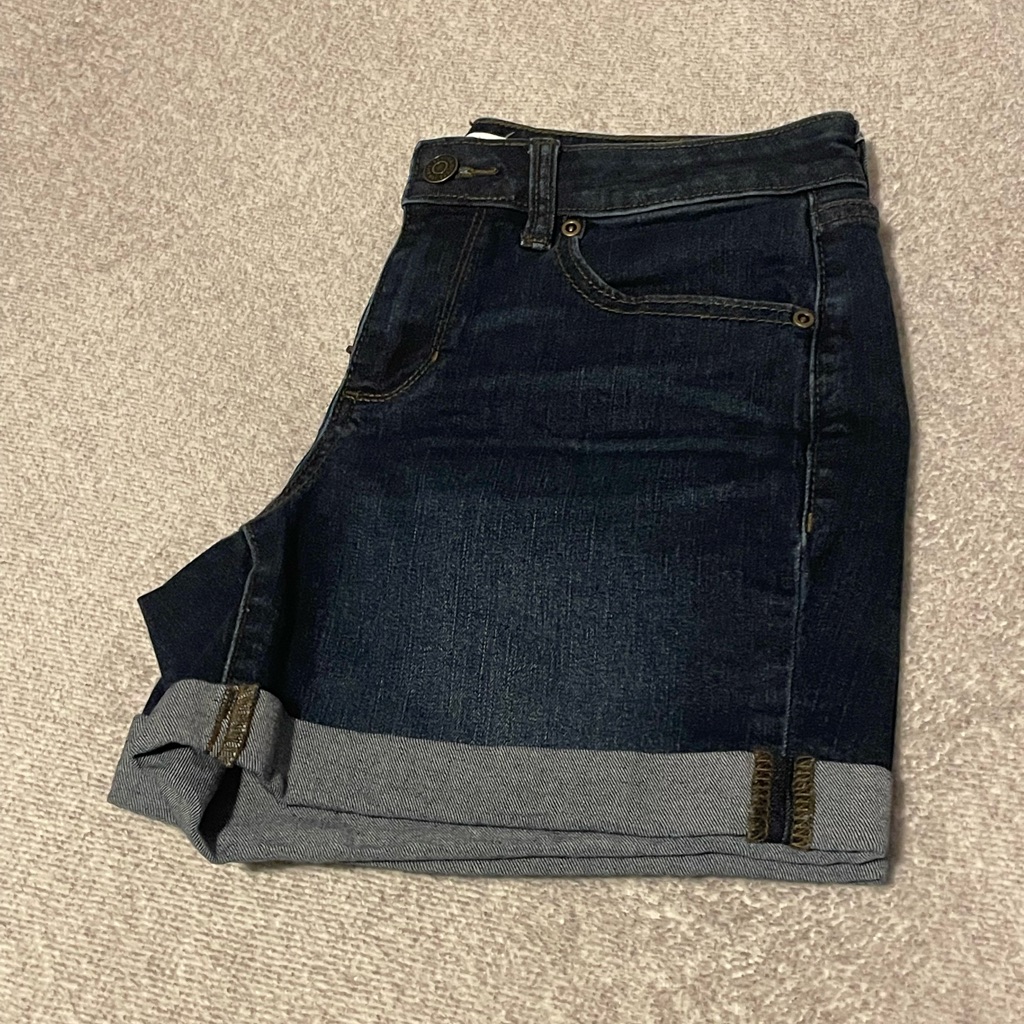 Sonoma Indigo Cuffed Denim Shorts